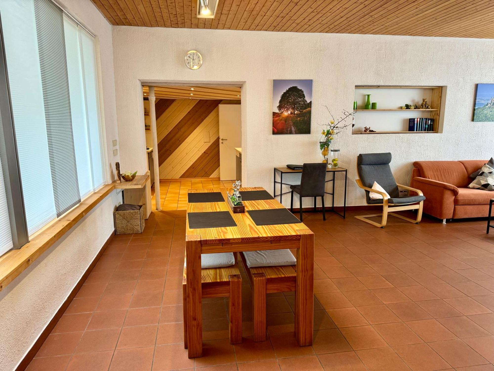 Schwabennestle - Ferienwohnung Albstadt-Onstmettingen Exterior foto